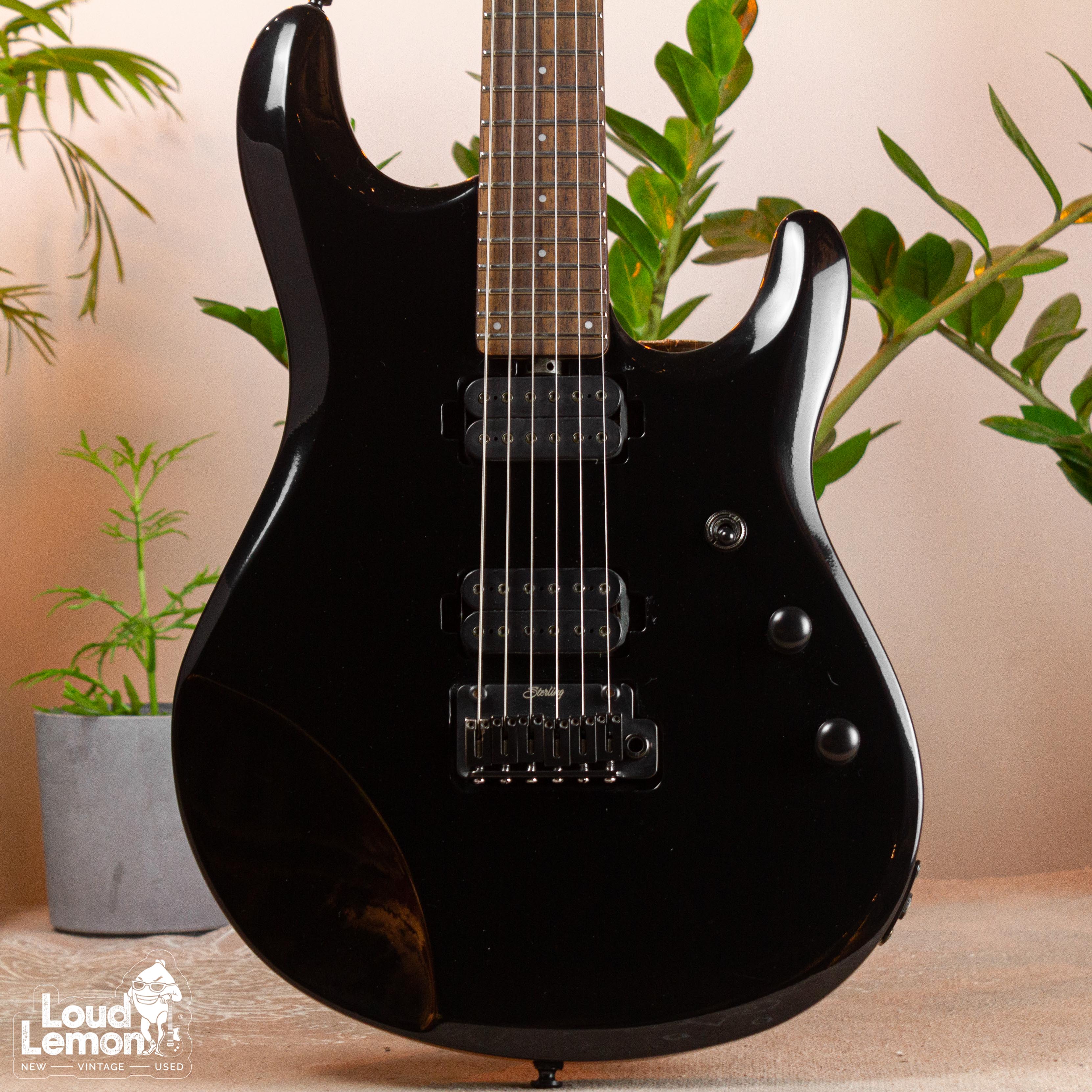 Sterling by Music Man JP50 John Petrucci Black 2010's Indonesia  электрогитара — купить в магазине винтажных гитар | Loud Lemon